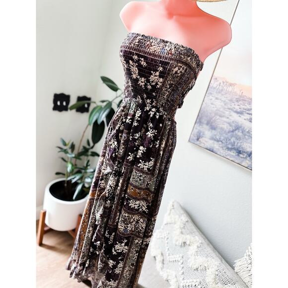 Fluttering in the Garden strapless smocked strappy back maxi dress - Picture 6 of 6